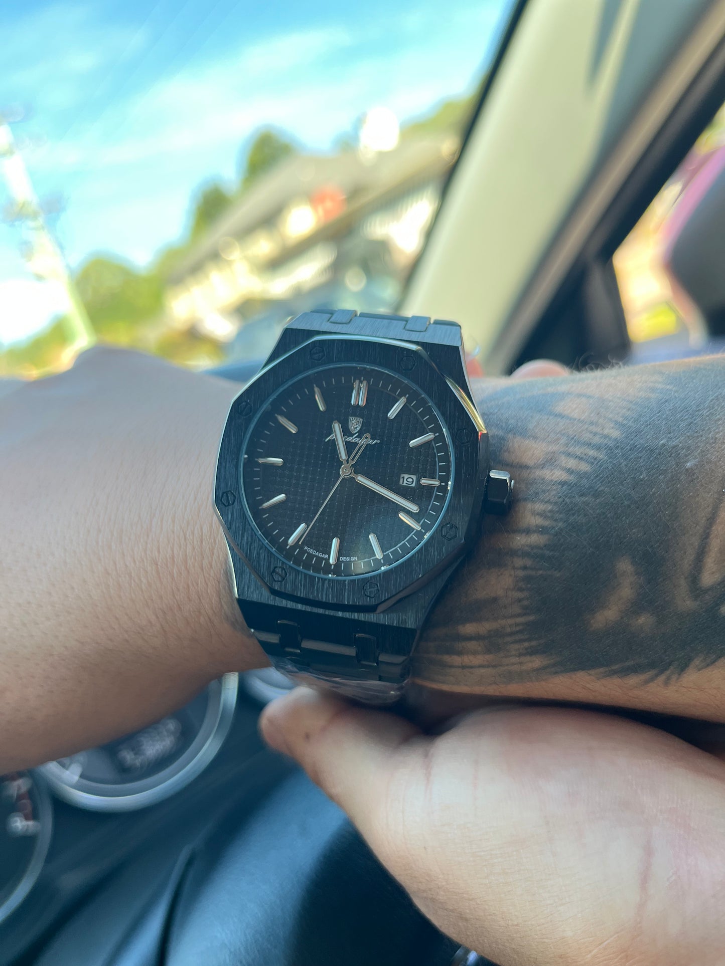 BLACK MIRROW